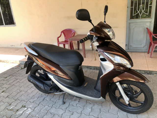 Honda Vision 2013 Automatic scooter for rent 11Usd perday 
